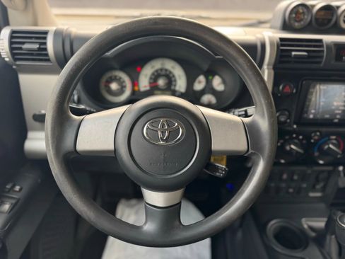 Used 2008 Toyota FJ Cruiser 4WD w/ Convenience Pkg image 21