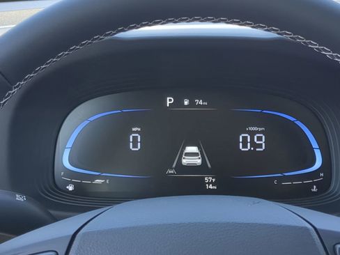 New 2025 Hyundai Venue Limited image 26