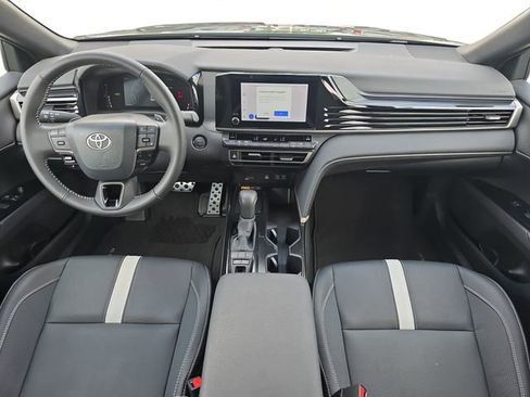 Used 2026 Toyota Camry SE FWD image 10