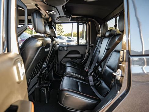 Used 2021 Jeep Gladiator Mojave image 37