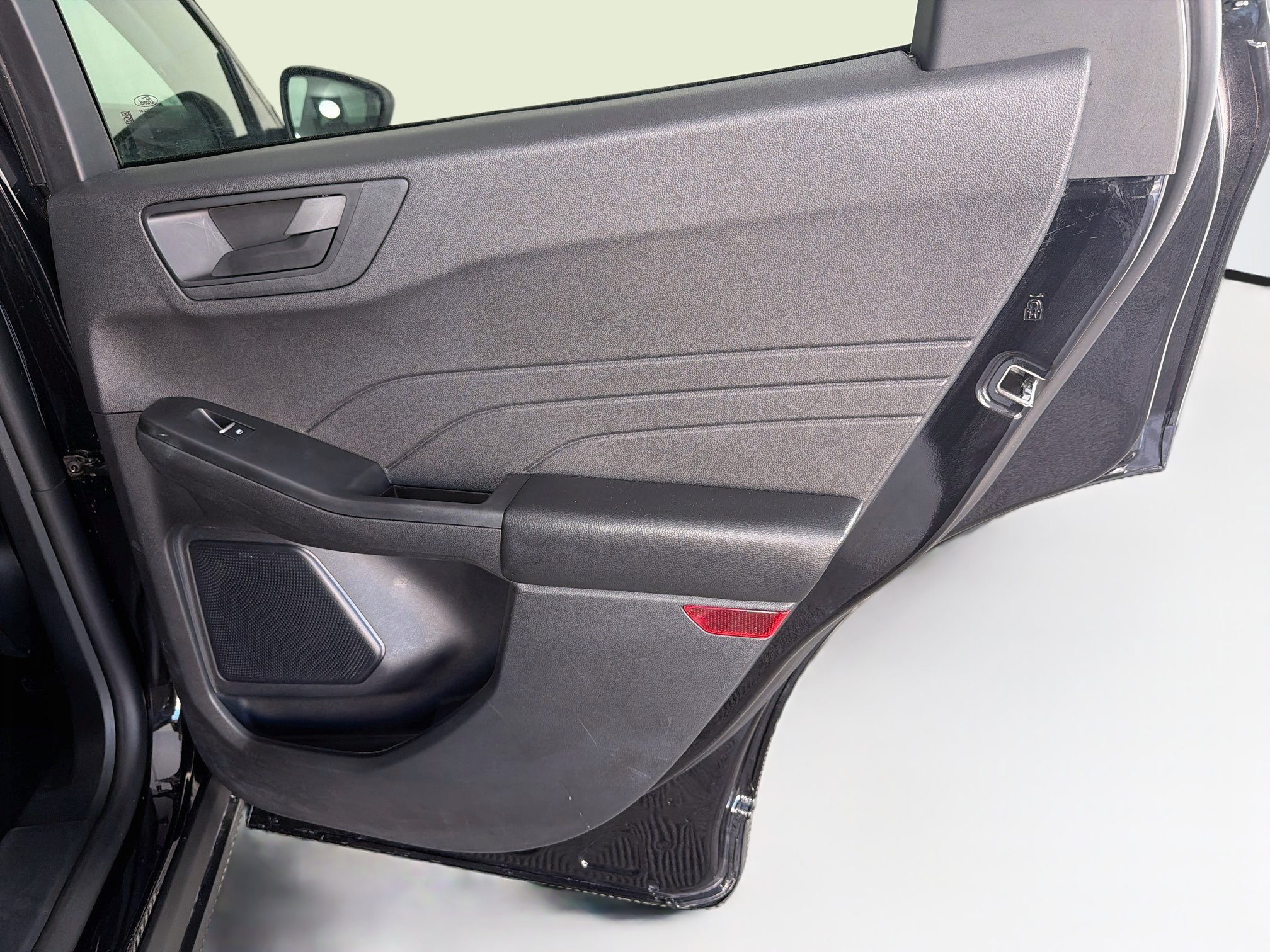 Used 2025 Ford Escape Active FWD image 31