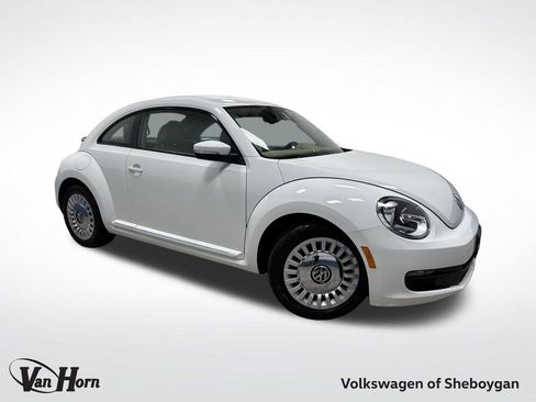 Used 2016 Volkswagen Beetle 1.8T SE image 1