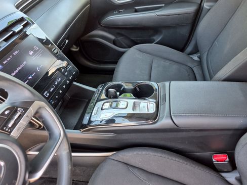 Certified 2022 Hyundai Tucson Blue AWD/4WD image 19