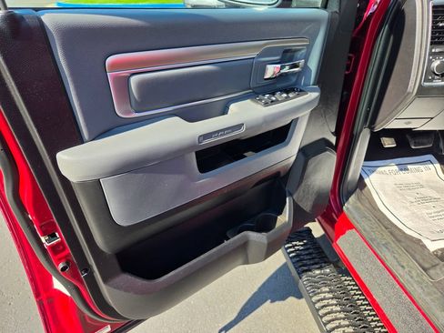 Used 2014 RAM 1500 Classic SLT w/ Remote Start & Security Group AWD/4WD image 25