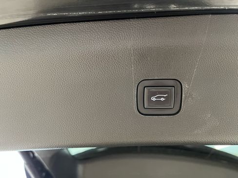 Used 2023 Buick Enclave Essence w/ Experience Buick Package image 12