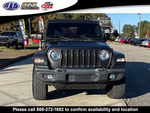 Used 2018 Jeep Wrangler Unlimited Sport S image 2