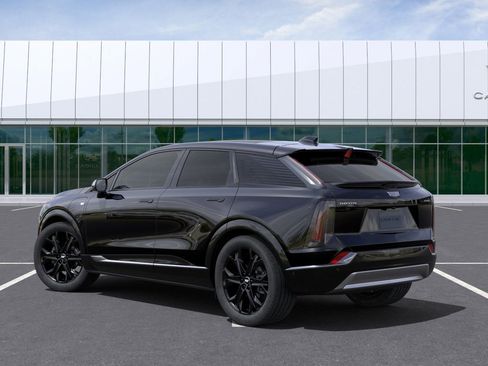 New 2025 Cadillac Optiq Sport 2 w/ LPO, ONYX Package image 27