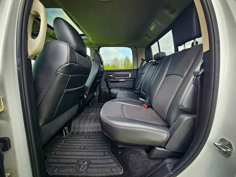 Used 2017 RAM 1500 Laramie w/ Convenience Group AWD/4WD image 35