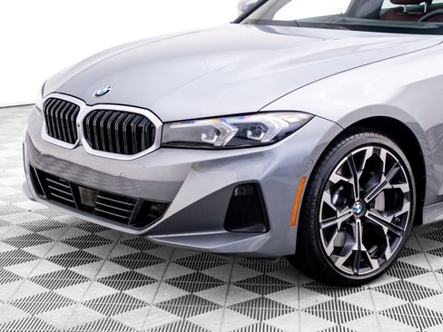 Used 2025 BMW 330i xDrive Sedan AWD/4WD image 37