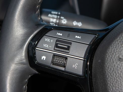 Certified 2024 Honda HR-V EX-L image 42