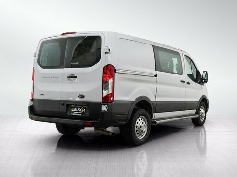 Used 2023 Ford Transit 250 Low Roof AWD w/ Exterior Upgrade Package image 5