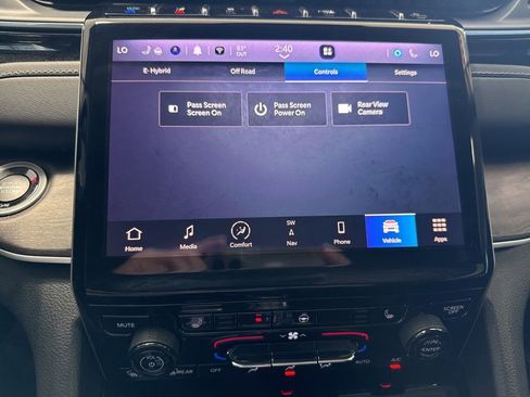 Used 2022 Jeep Grand Cherokee Limited 4xe AWD/4WD image 19