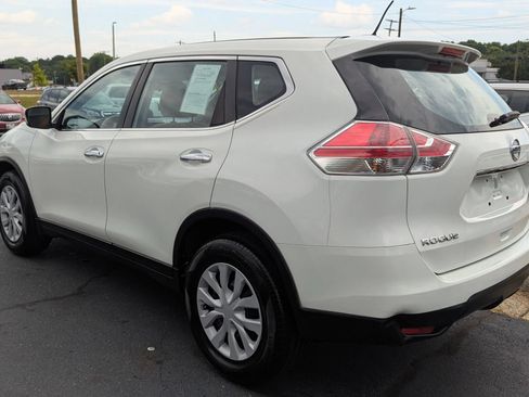 Used 2015 Nissan Rogue S FWD image 5