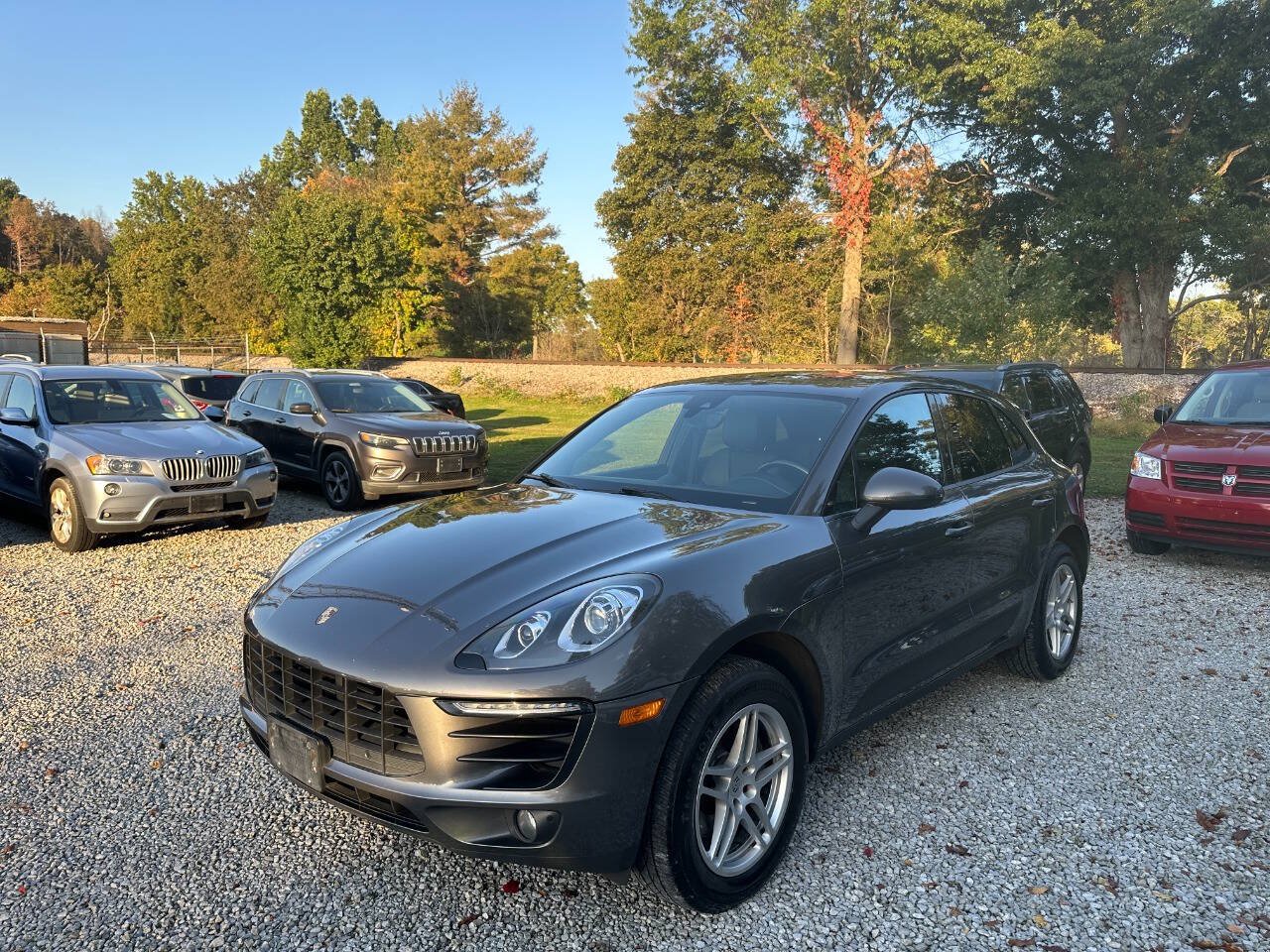 Used 2017 Porsche Macan AWD/4WD image 1