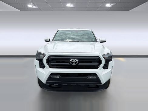 Used 2026 Toyota Tacoma SR5 RWD image 6
