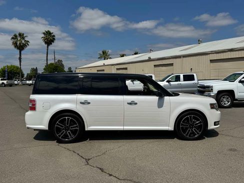 Used 2014 Ford Flex Limited w/ Appearance Package FWD image 10