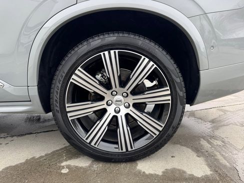 Certified 2024 Volvo XC90 T8 Plus w/ Protection Package Premier image 22