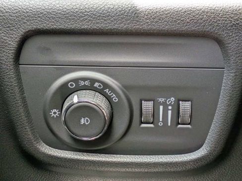 New 2026 Jeep Grand Cherokee L Limited w/ Luxury Tech Group II AWD/4WD image 26