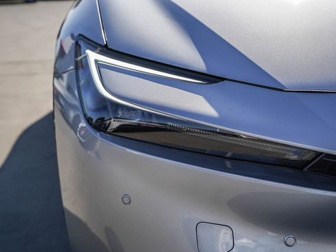 New 2026 Toyota Prius Limited image 3