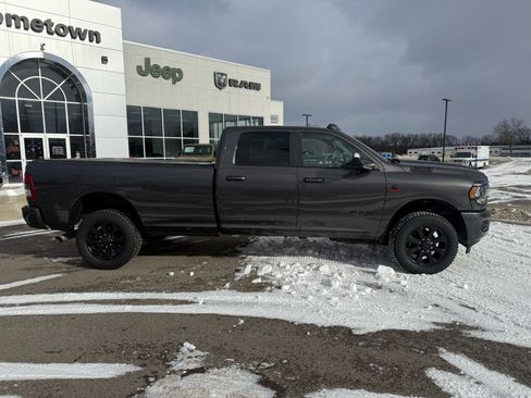 Used 2022 RAM 3500 Big Horn w/ Night Edition image 2