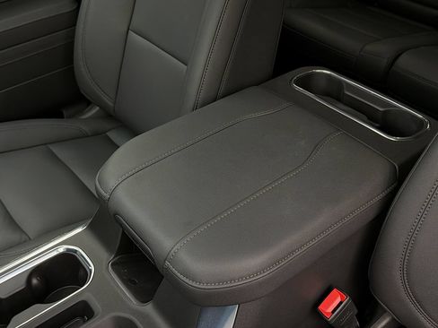 Used 2026 Chevrolet Silverado 1500 LT Trail Boss w/ LT Trail Boss Premium Package AWD/4WD image 26
