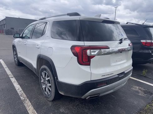 Used 2020 GMC Acadia SLT w/ LPO, Floor Liner Package FWD image 9