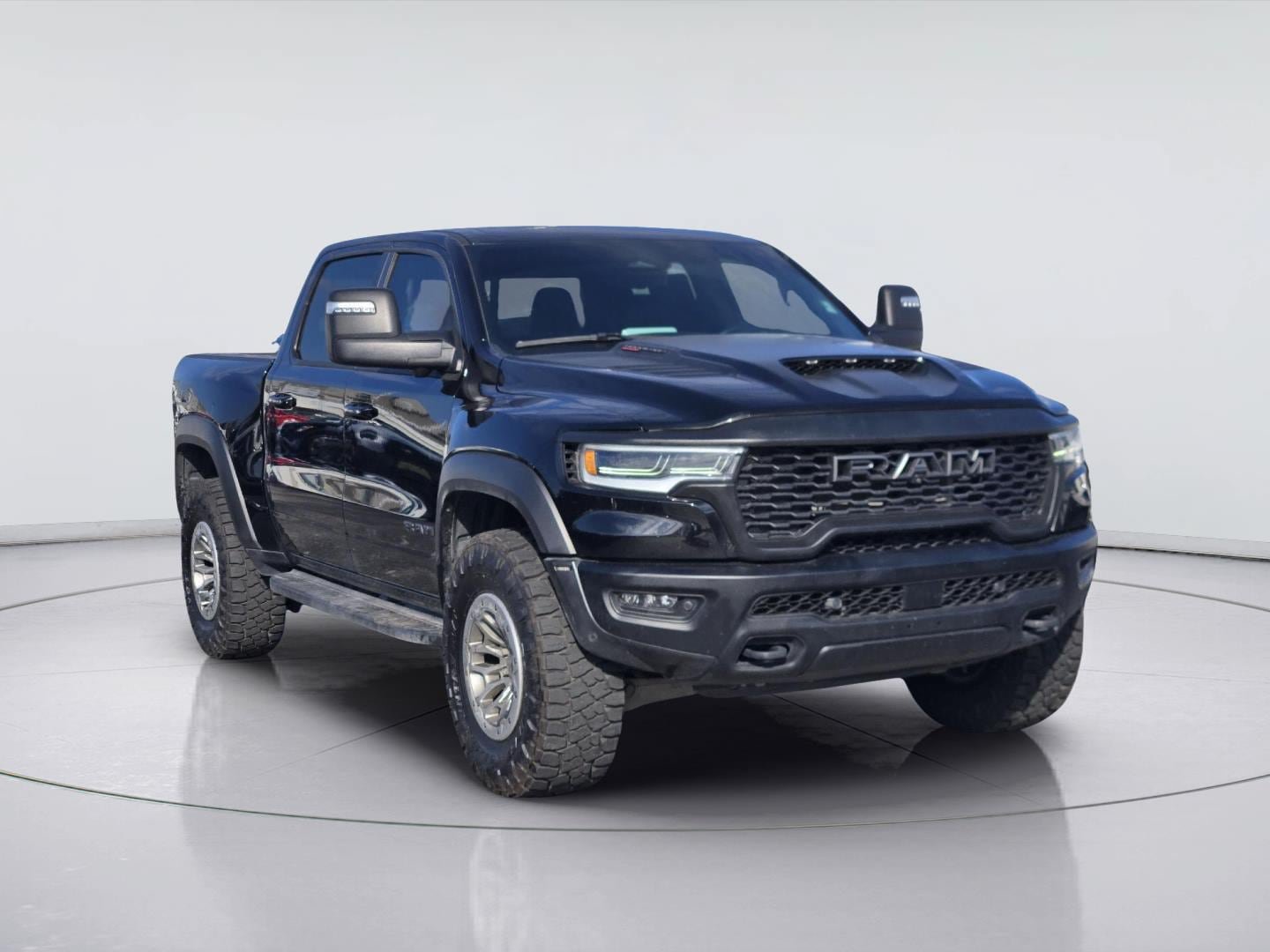 Used 2025 RAM 1500 RHO w/ RHO Level 1 Equipment Group AWD/4WD image 3