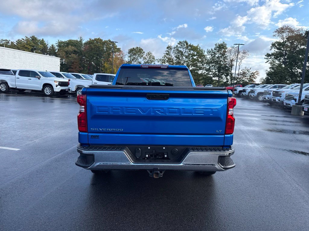 Used 2023 Chevrolet Silverado 1500 LT AWD/4WD image 5