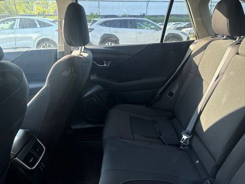 Used 2025 Subaru Outback Premium AWD/4WD image 5
