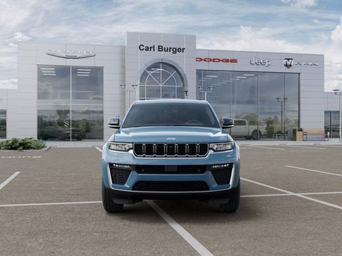 New 2026 Jeep Grand Cherokee Limited RWD image 6