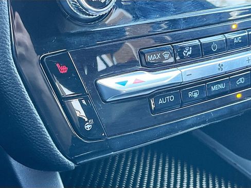 Used 2022 Ford Explorer ST-Line image 21