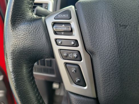 Used 2021 Nissan Titan SV w/ SV Convenience Package AWD/4WD image 26