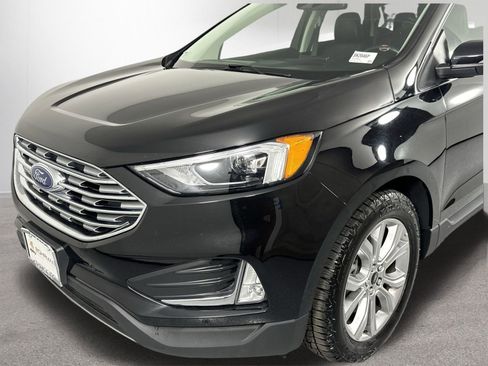 Used 2024 Ford Edge Titanium image 28