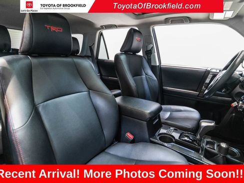 Used 2018 Toyota 4Runner TRD Off-Road Premium AWD/4WD image 13