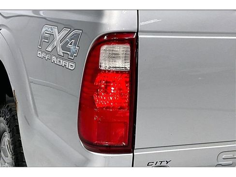 Used 2015 Ford F250 Lariat w/ Chrome Package image 29