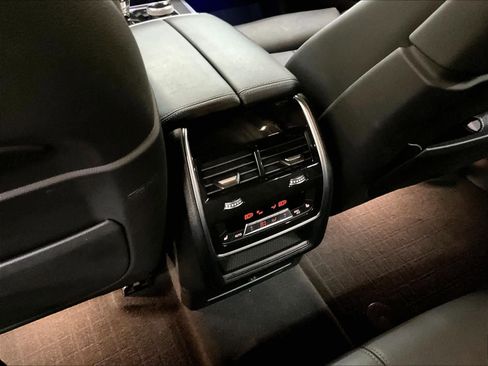Used 2022 BMW X5 M50i w/ Executive Package AWD/4WD image 35