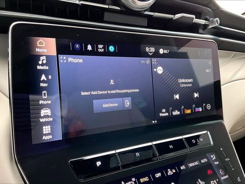 Used 2024 Maserati Grecale Modena image 34