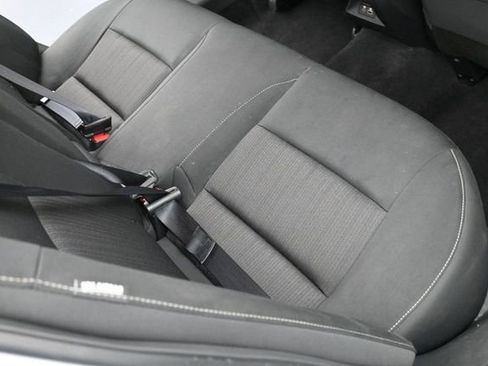 Used 2025 Nissan Altima 2.5 SV FWD image 32