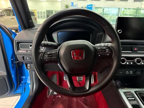 Certified 2024 Honda Civic Type R image 8