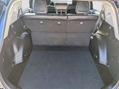 Used 2017 Toyota RAV4 Platinum image 20