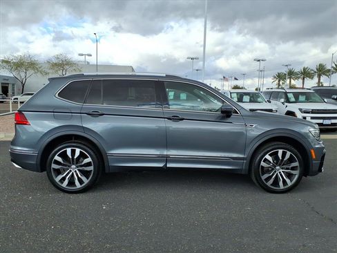 Used 2020 Volkswagen Tiguan SEL Premium R-Line image 8