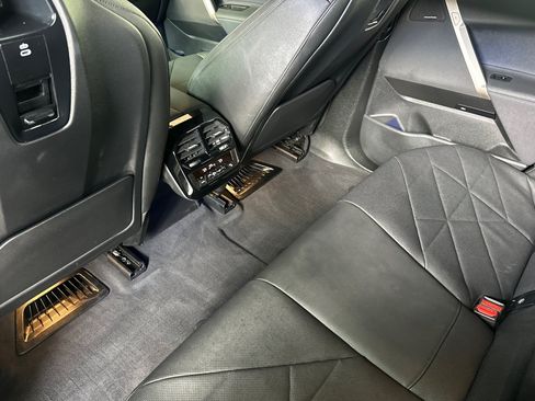 Certified 2024 BMW iX xDrive50 w/ Sport Package AWD/4WD image 15