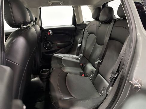 Used 2018 MINI Cooper 4-Door Hardtop image 31