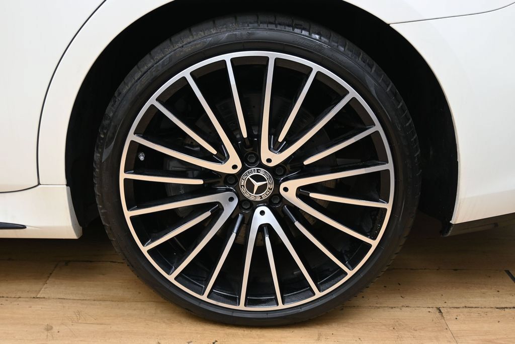 Used 2022 Mercedes-Benz S 500 4MATIC image 13