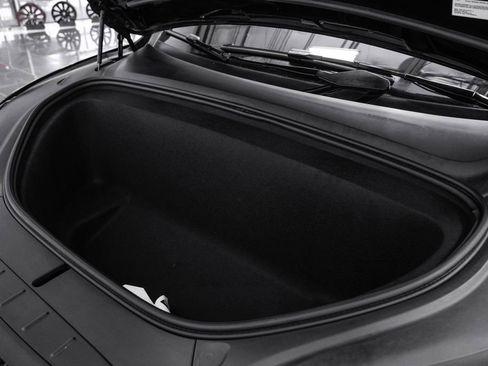 Used 2023 Tesla Model X Plaid image 54