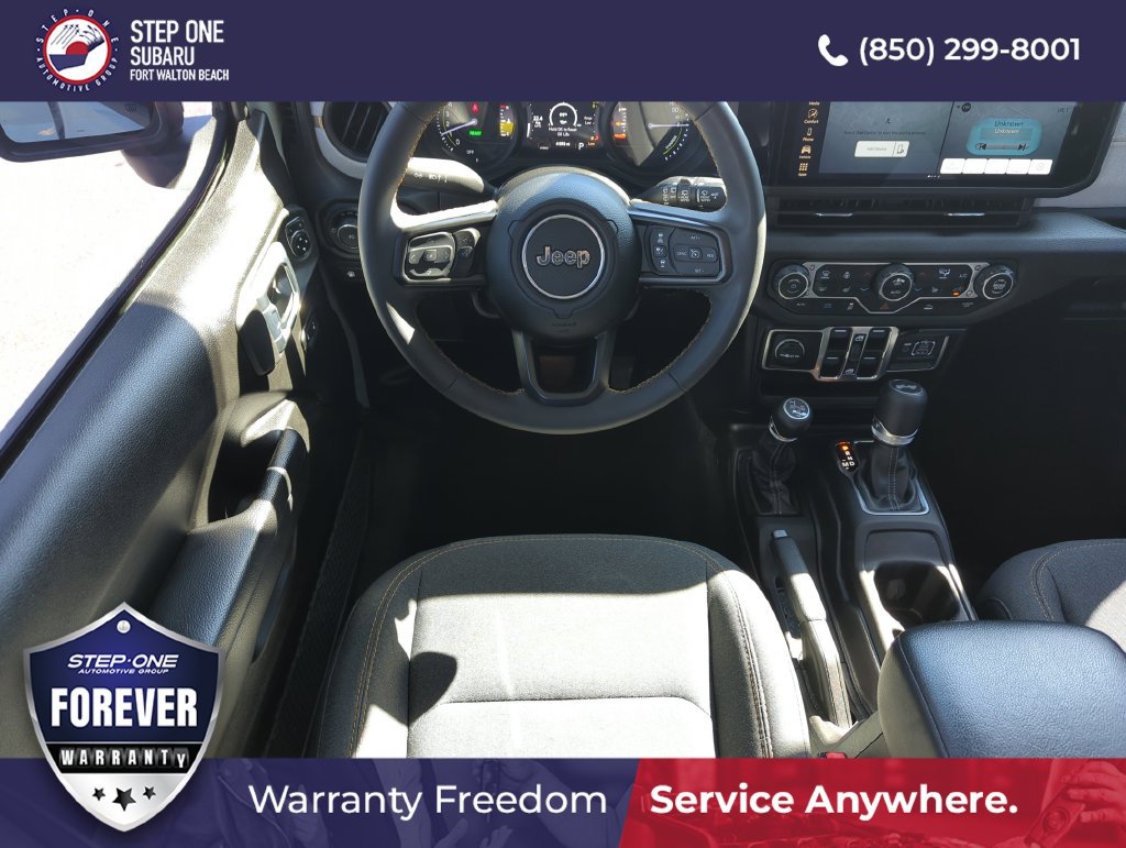 Used 2024 Jeep Wrangler Unlimited w/ Convenience Group AWD/4WD image 14