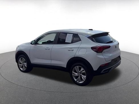 Used 2025 Buick Encore GX Preferred AWD/4WD image 4