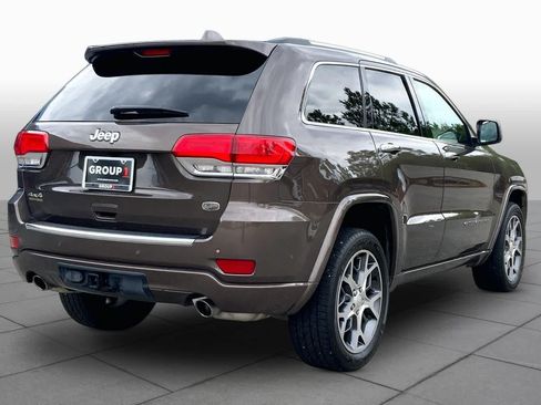 Used 2021 Jeep Grand Cherokee Overland AWD/4WD image 13
