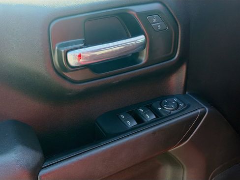 Used 2024 Chevrolet Silverado 1500 Custom w/ LPO, Dark Essentials Package RWD image 21