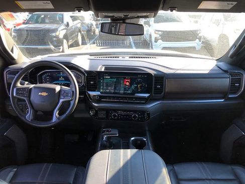 Used 2023 Chevrolet Silverado 1500 High Country image 10